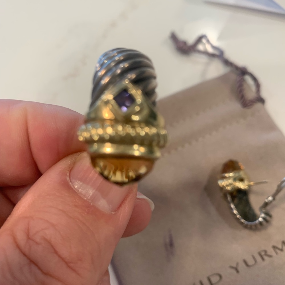 Women’s David Yurman earrings